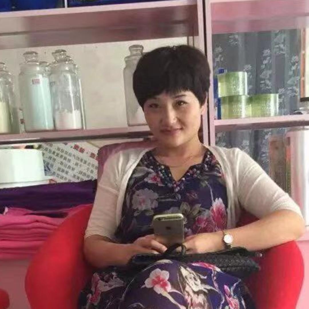 身穿铠甲