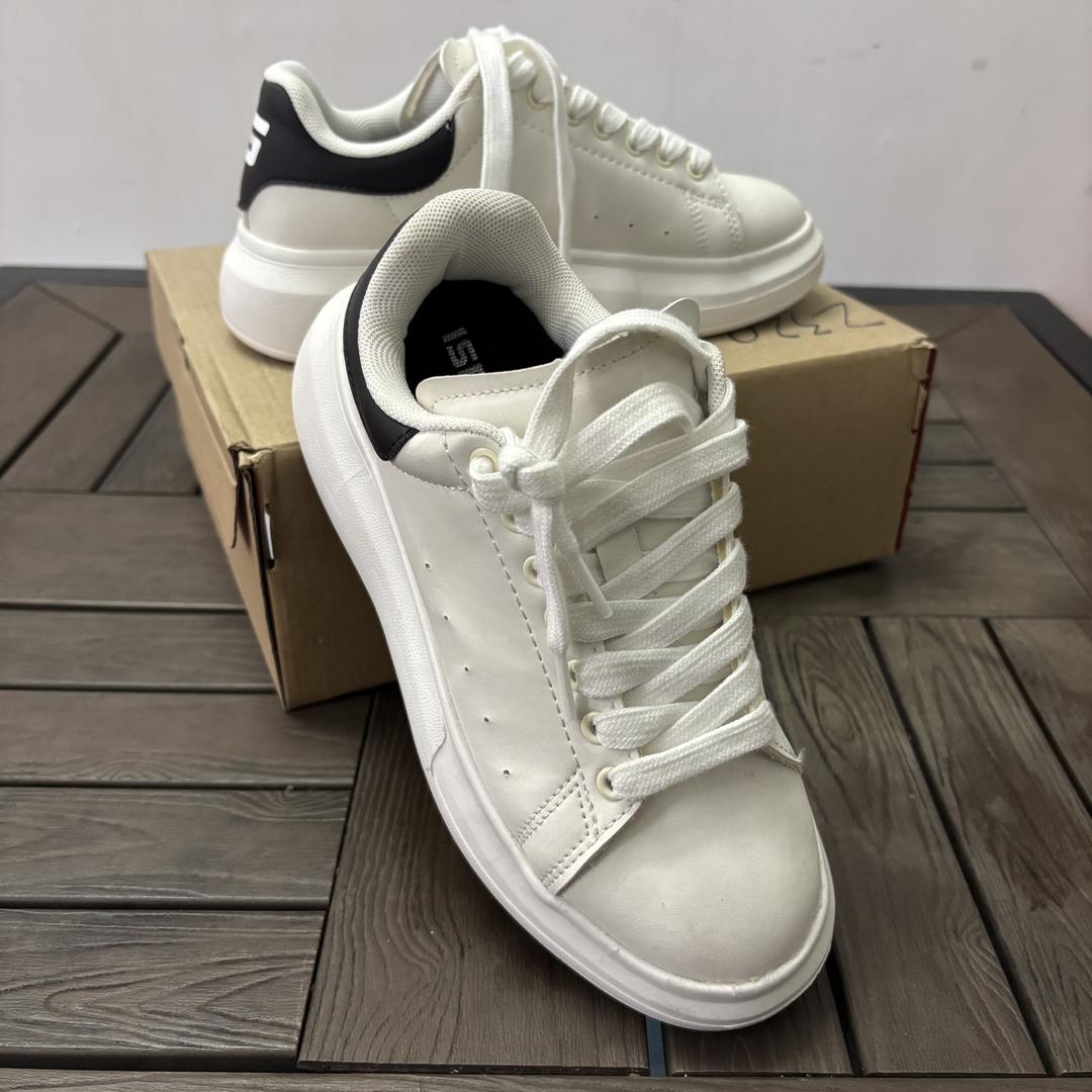 酷跑运动用品有限公司