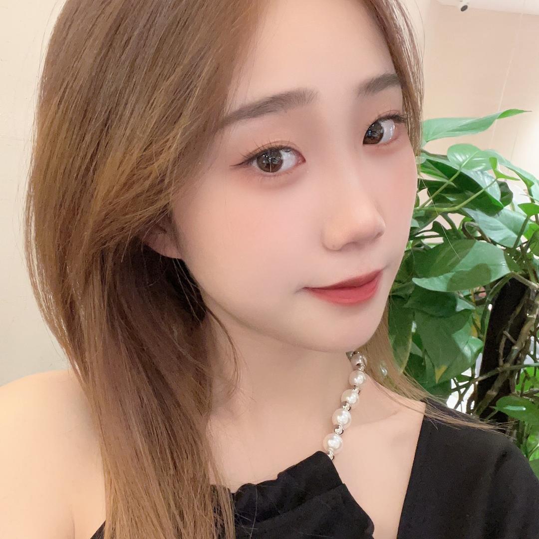 万万穿搭
