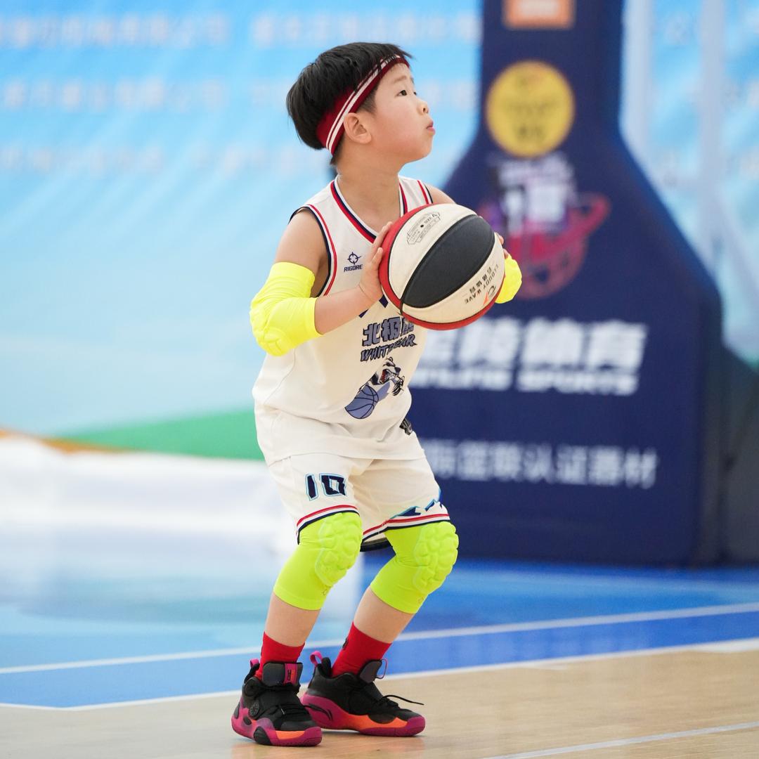 🏀小胖墩施乐乐