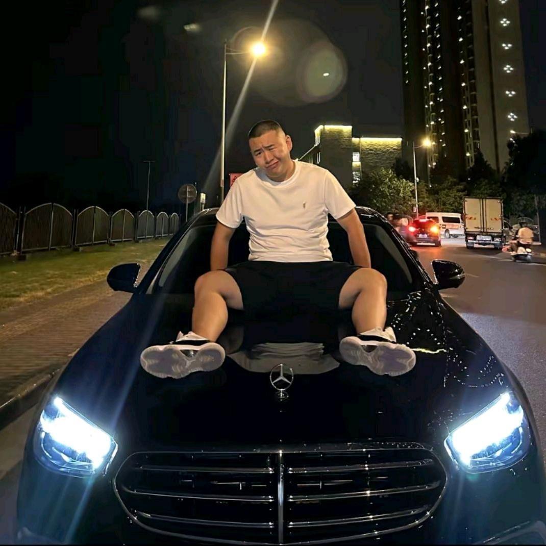 樊二狗-五粮酒仓