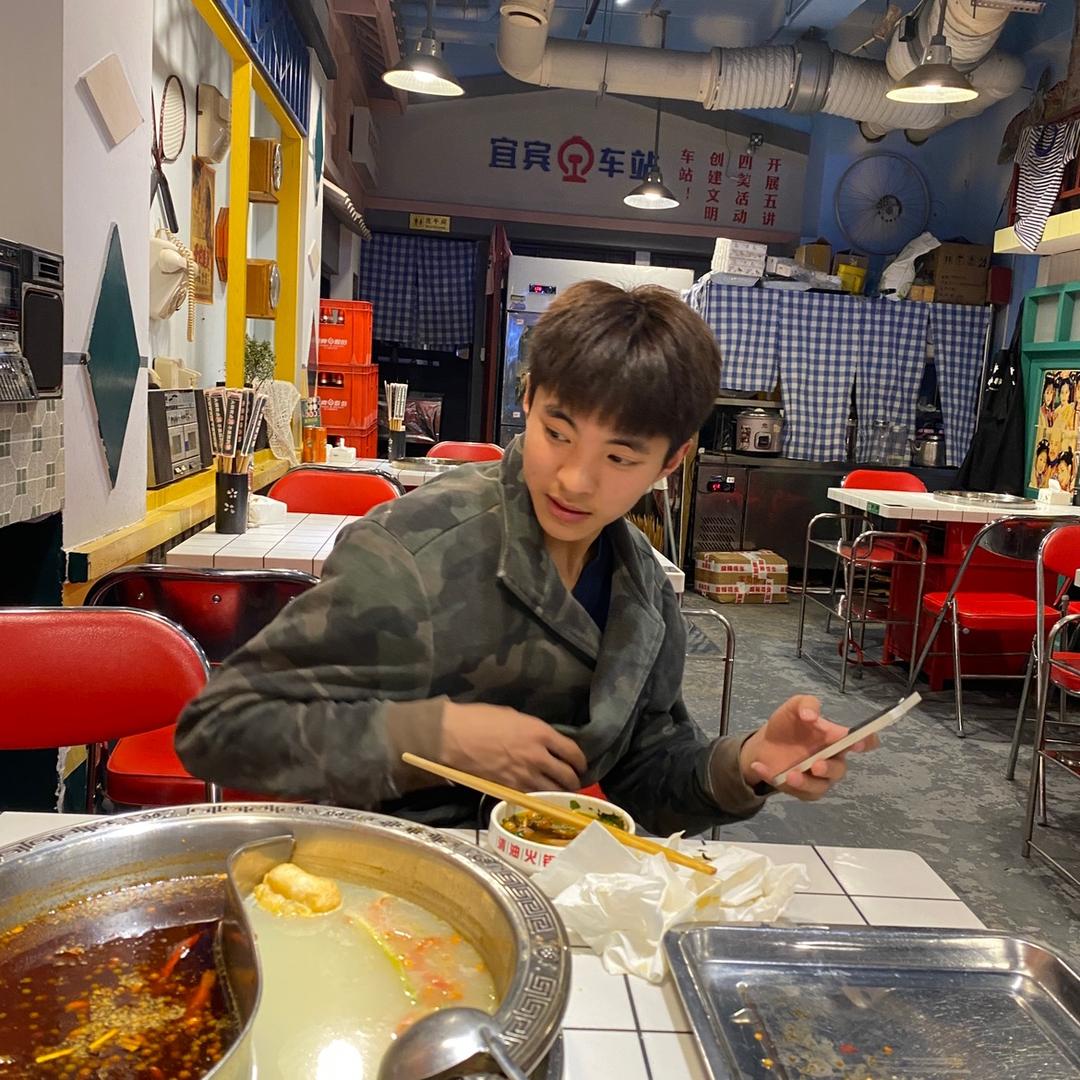 小弟乔治