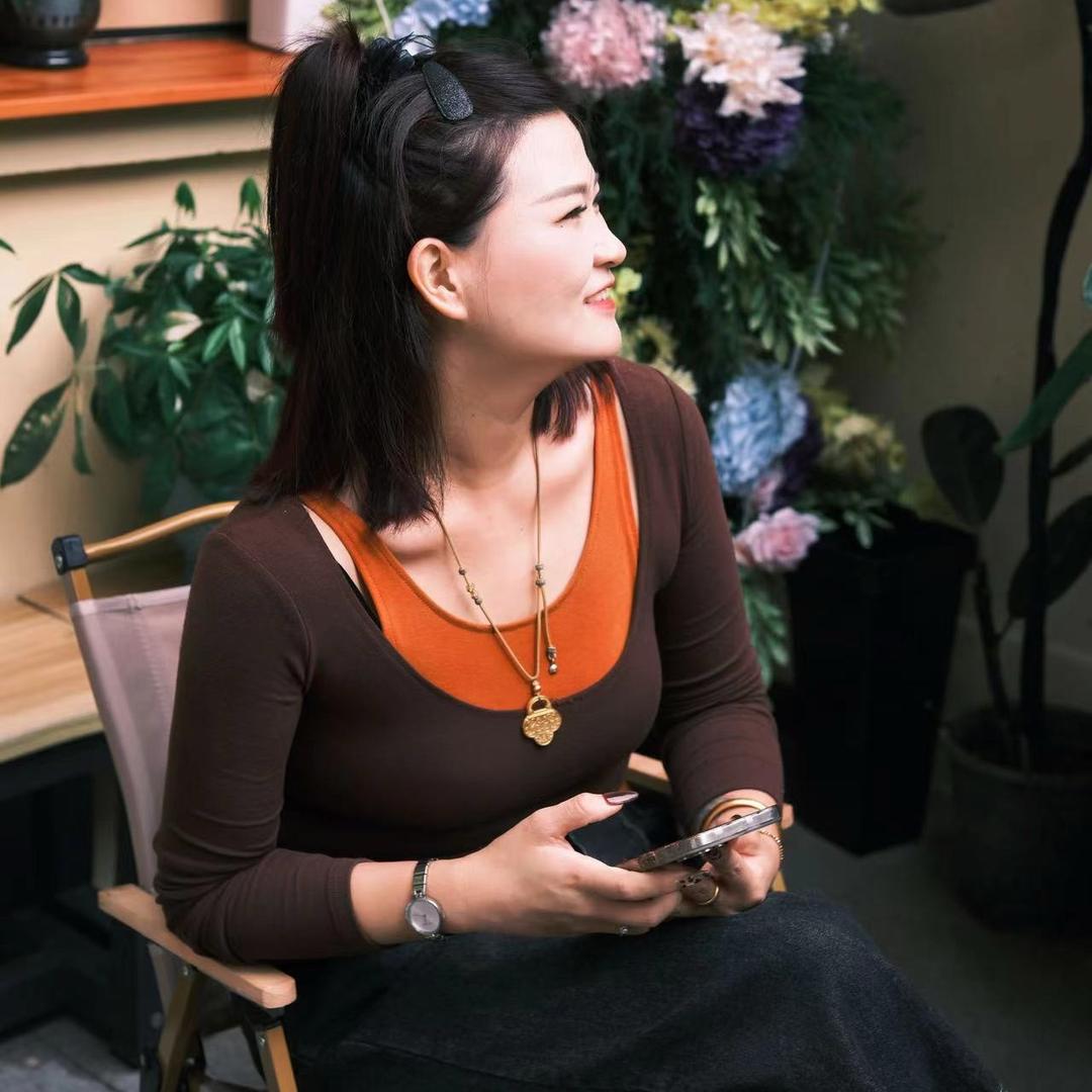 定远县蜕变女装.凤凤