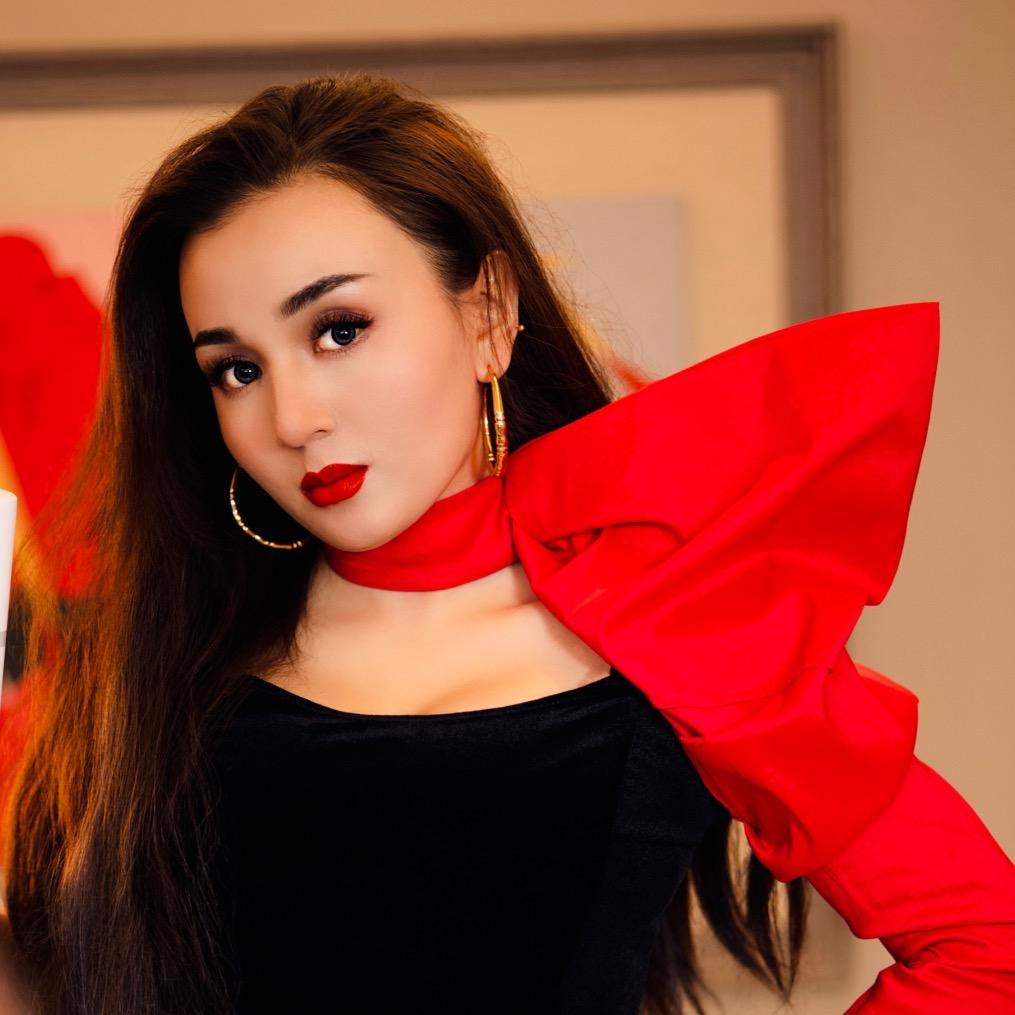 DIFORCI联合创始人MayNur