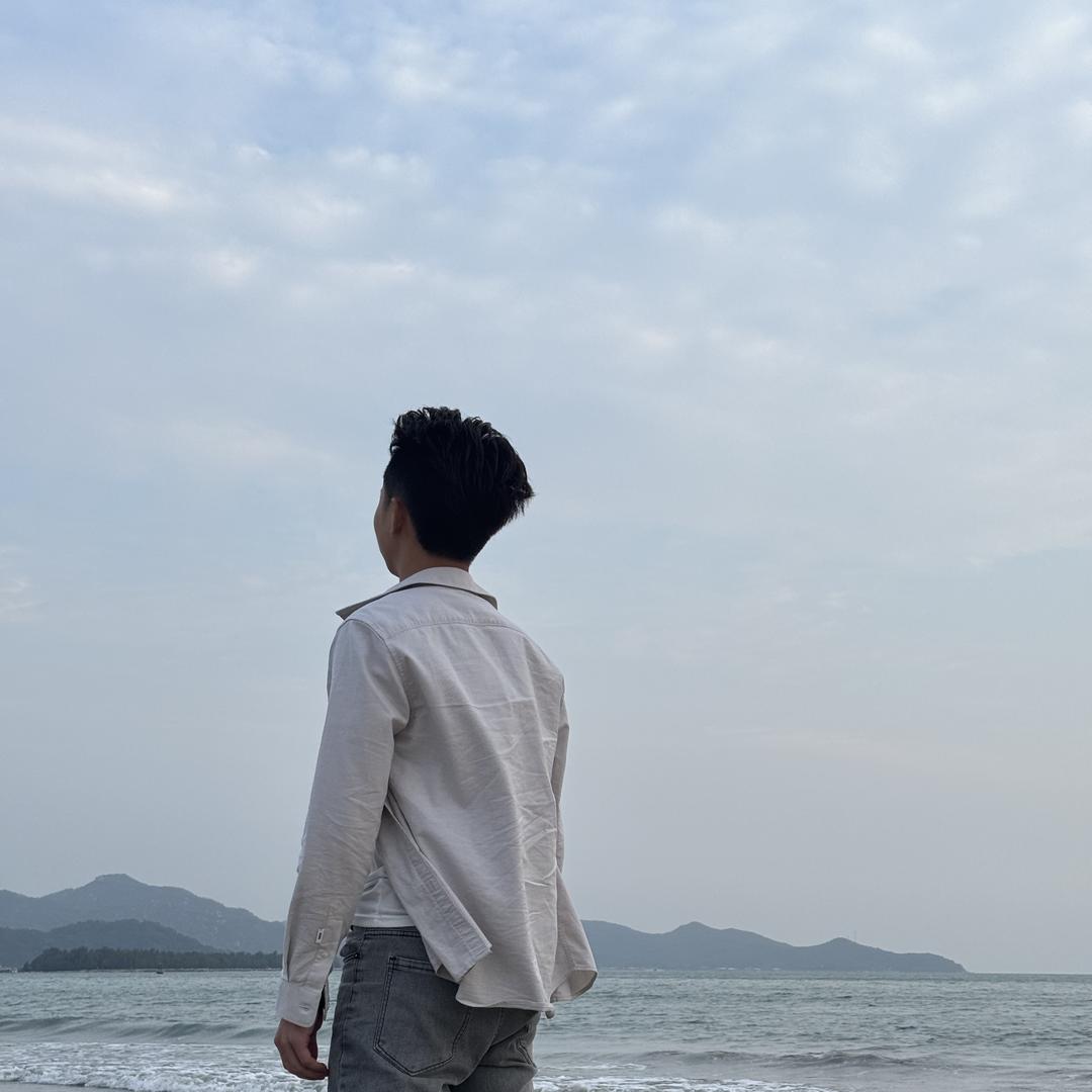 贩卖二手车的小伙子