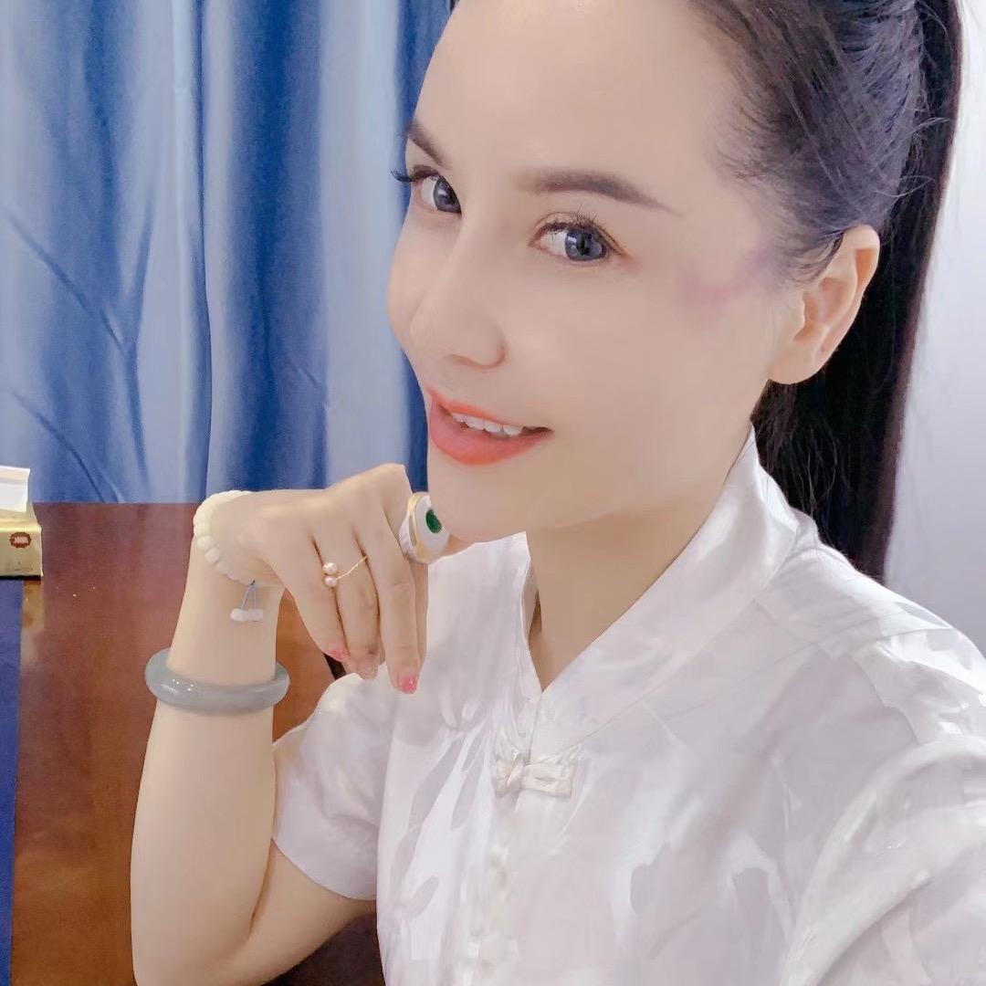 名媛轻奢高定女装