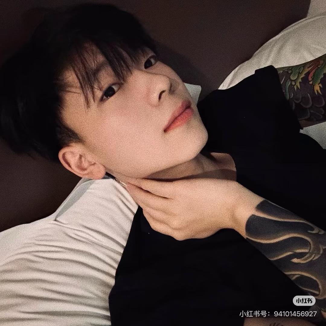 小洪不早起❤️