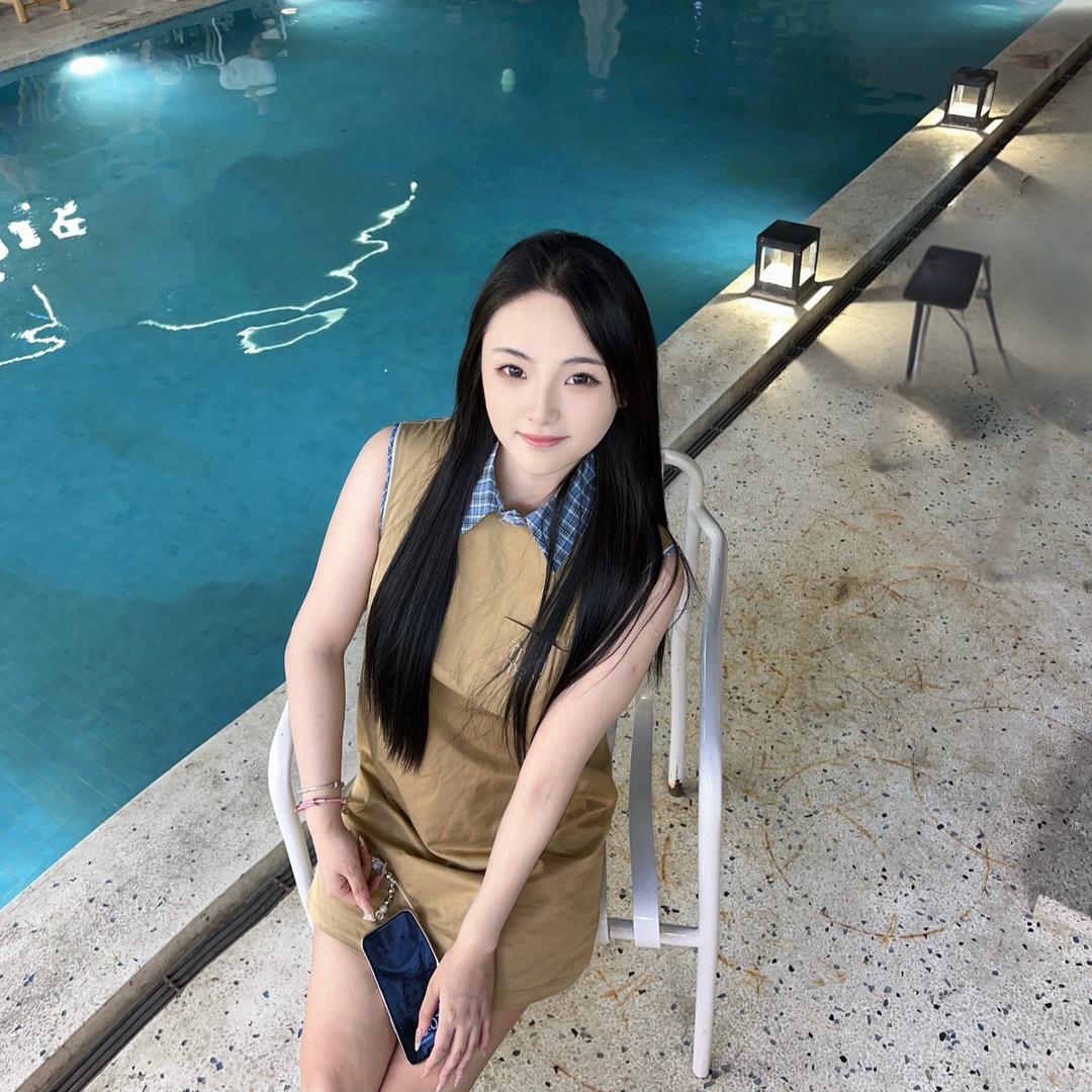 李千千