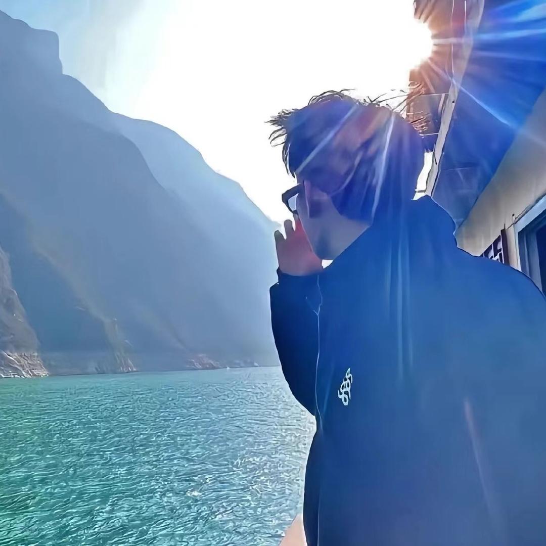 王嘉尔尔🦢