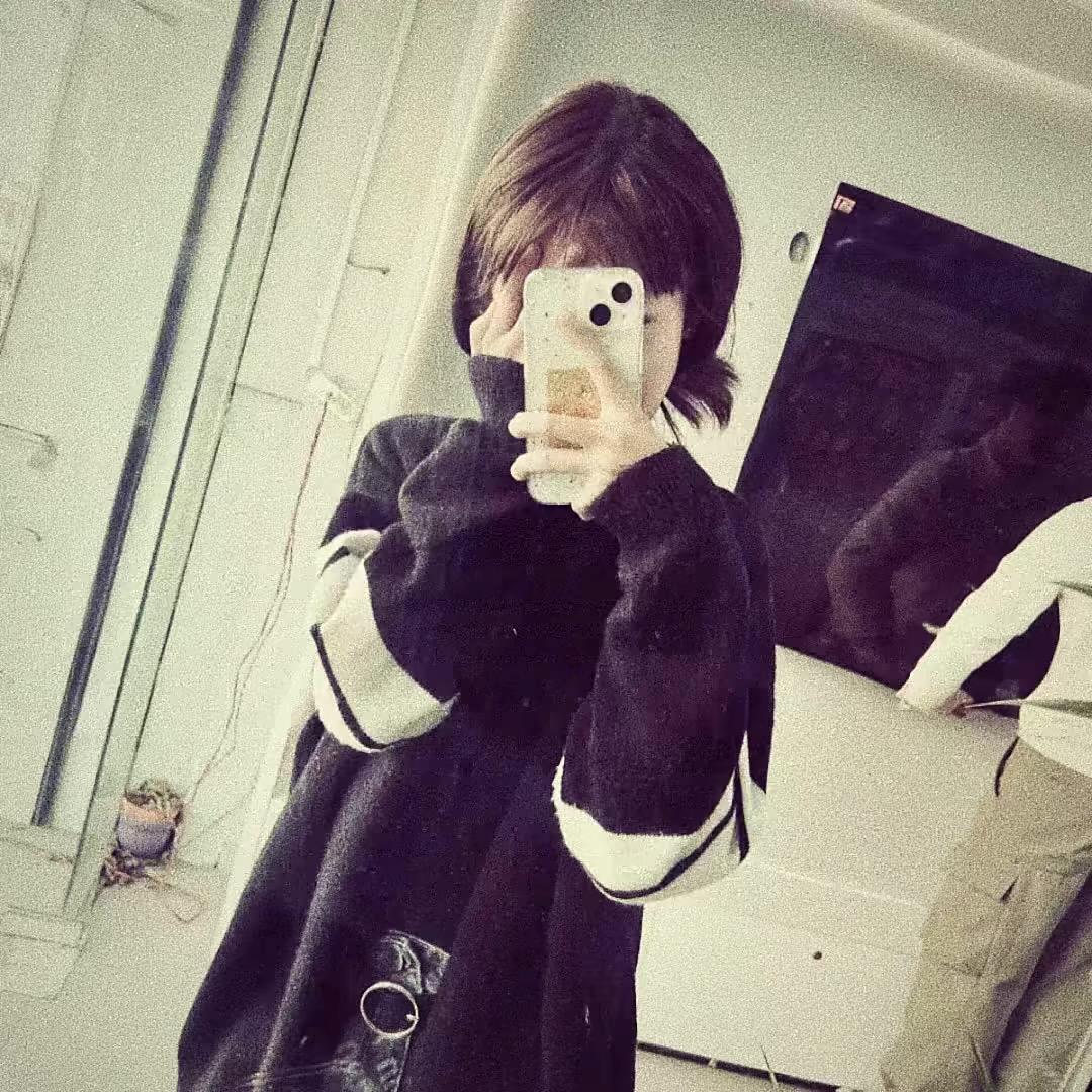 𝙡̶𝙤̶̶̶𝙫̶̶̶𝙚🐾.