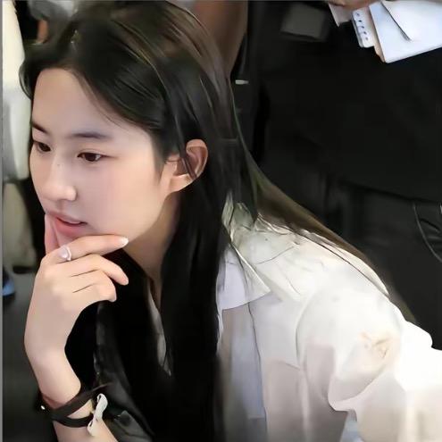 妮妮妮🐰