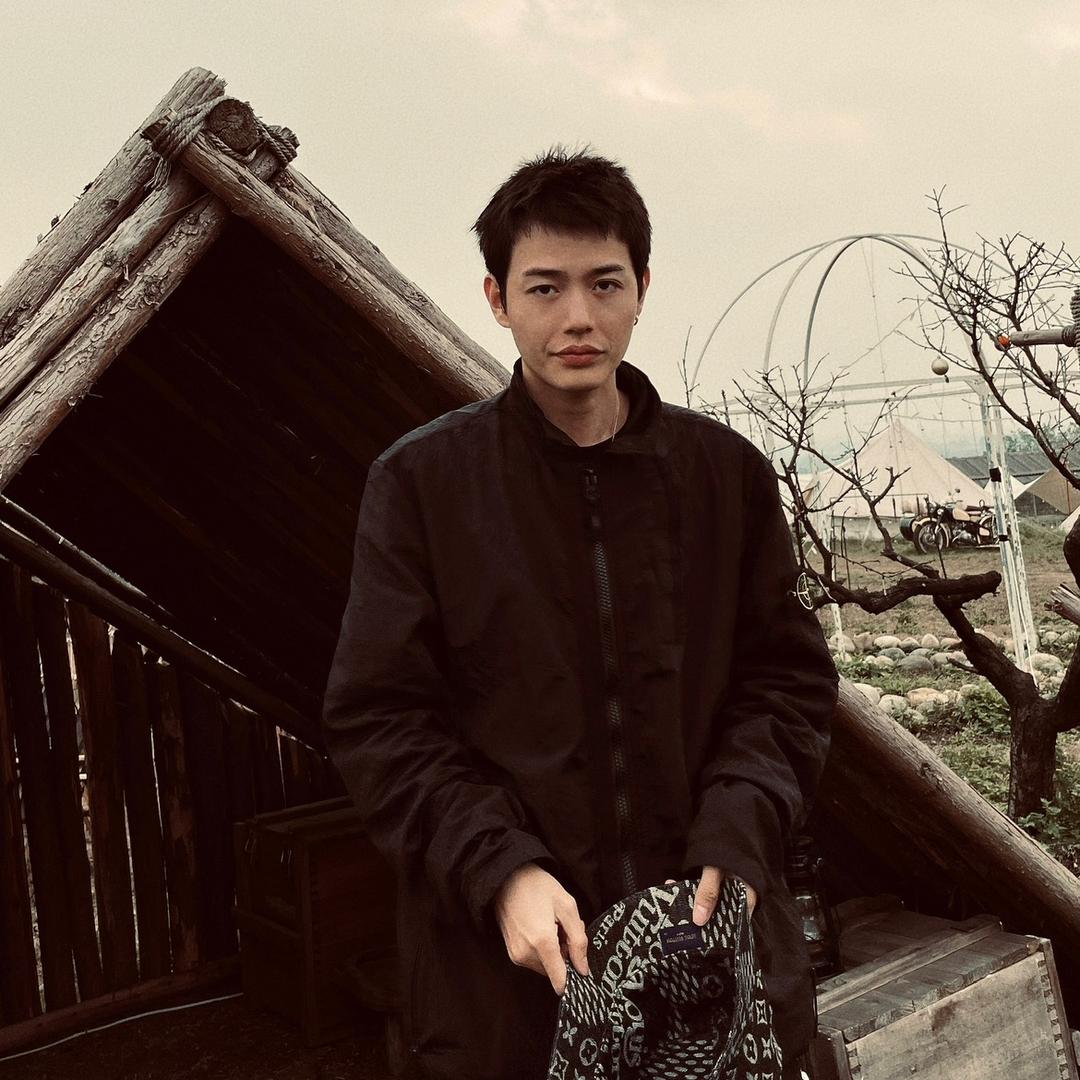 歌云_
