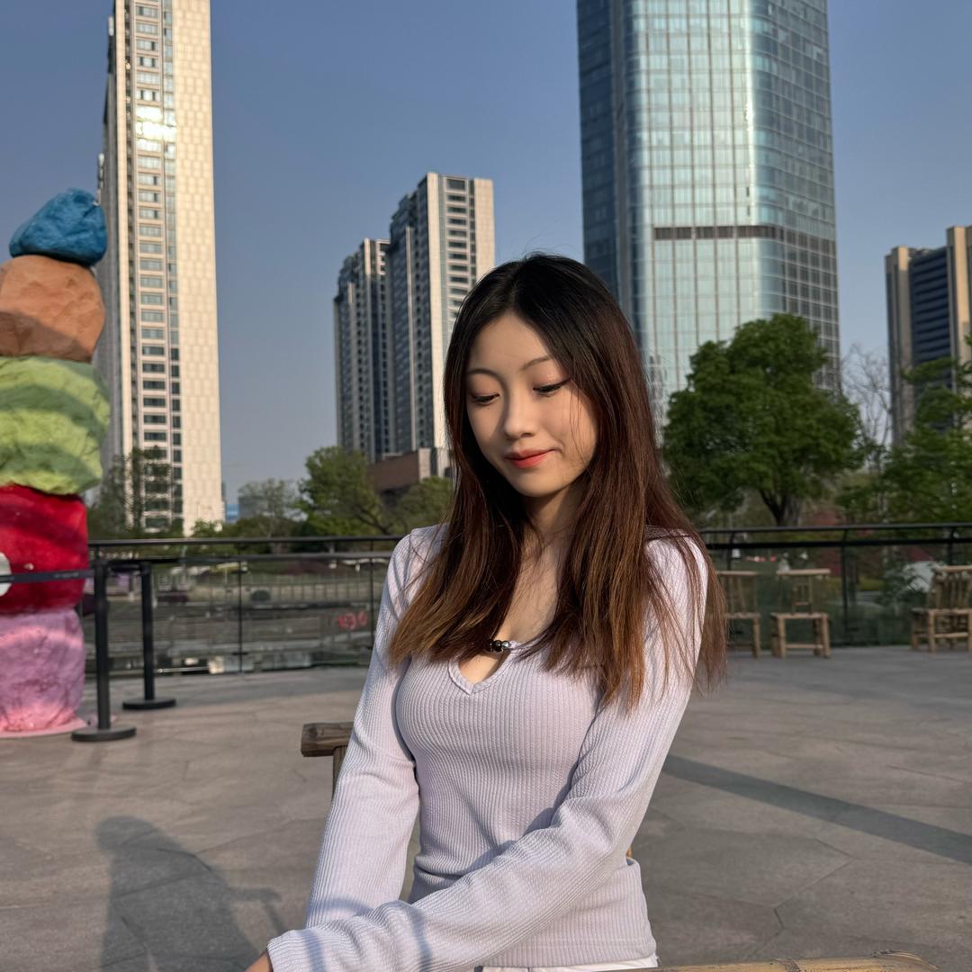 小果冻的服装店
