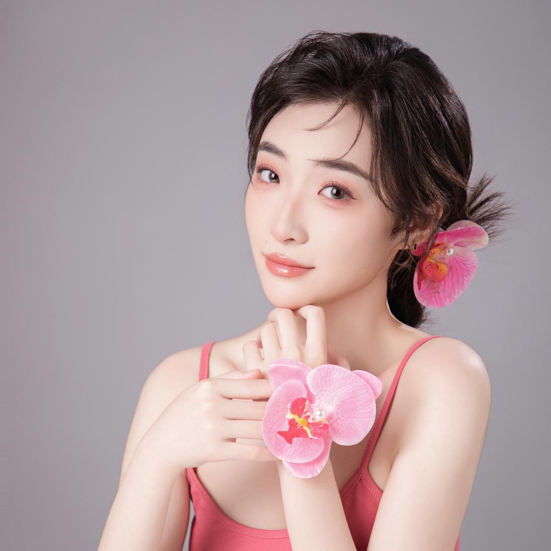 超级小婧⚽️