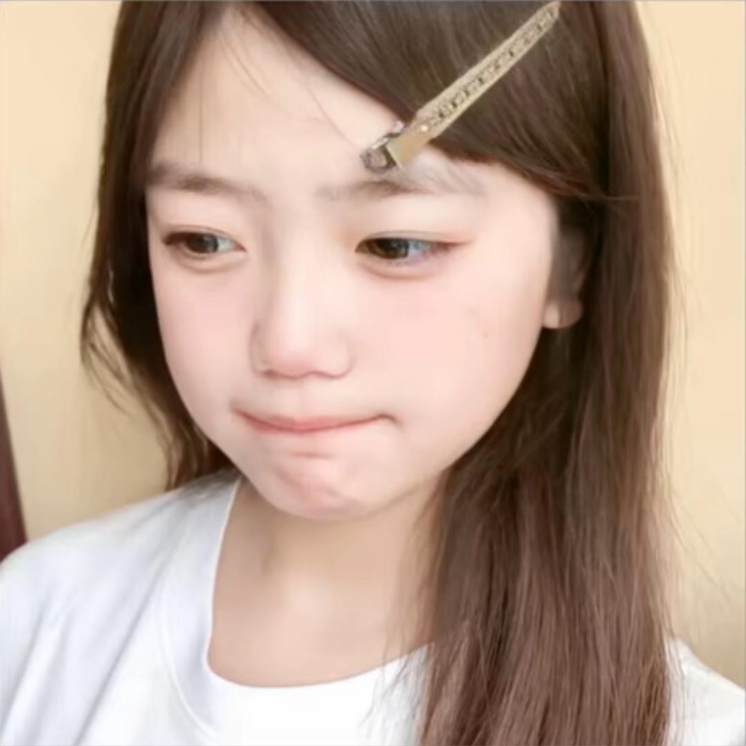 毛毛.