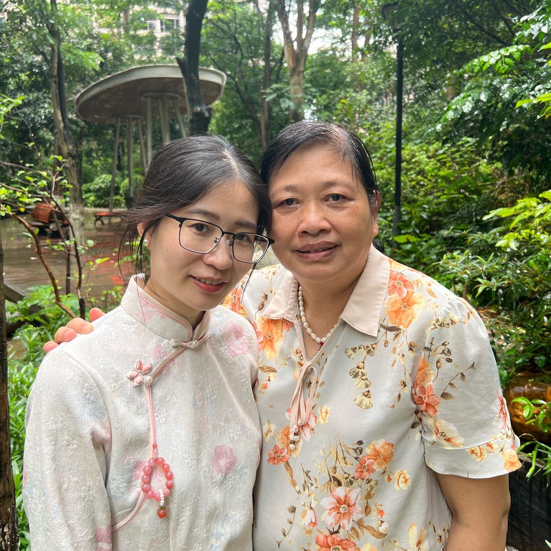 英姐和梁冰冰