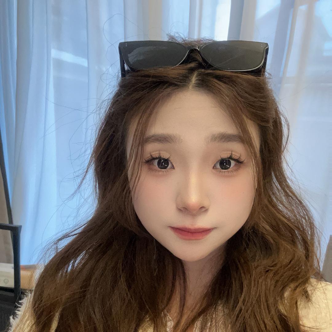 收铁的小姐姐