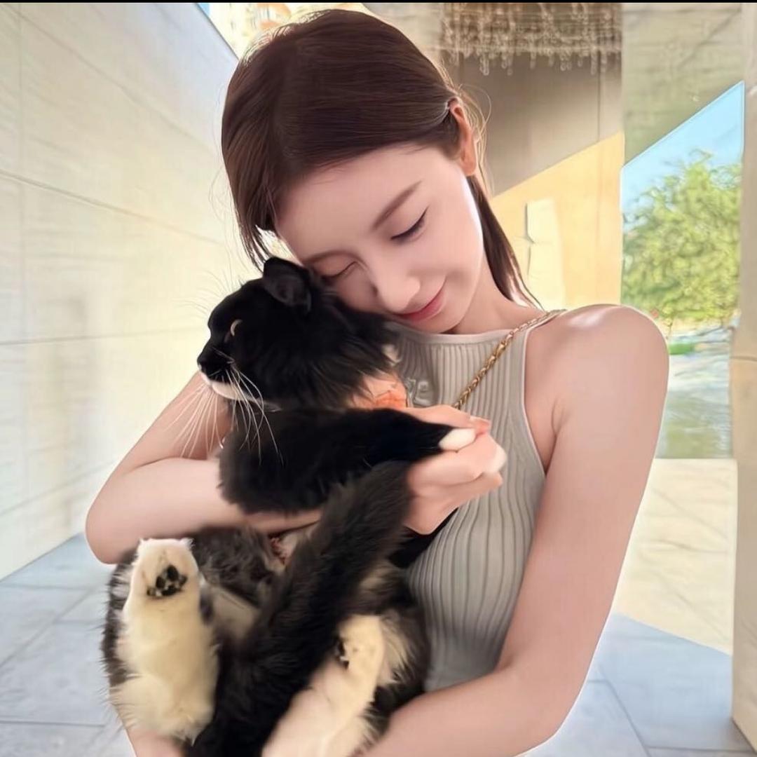 小怡·