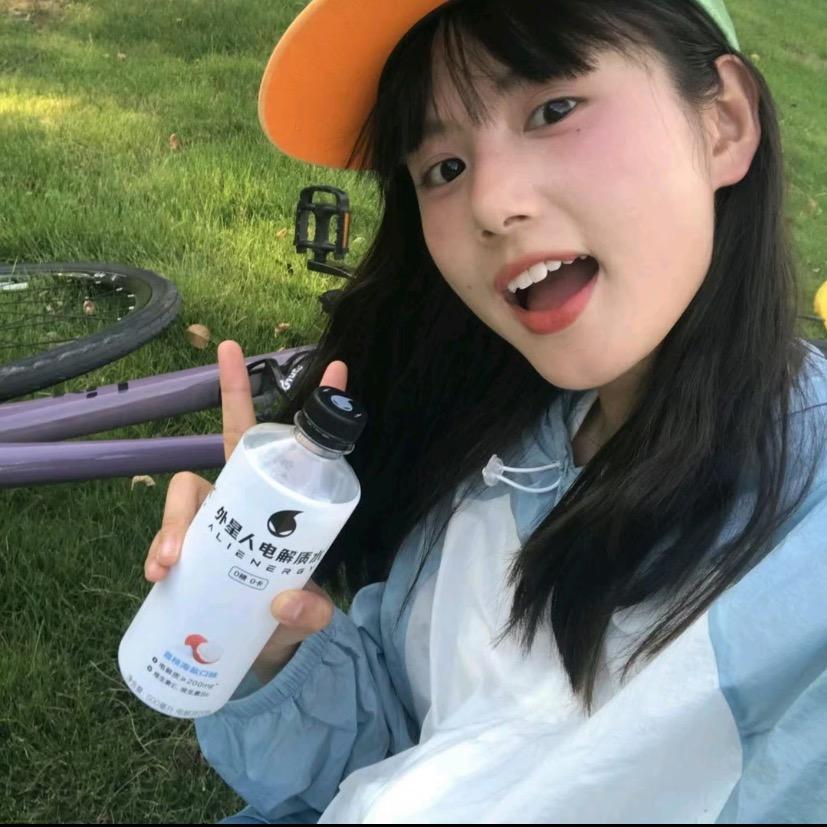 一口泡芙