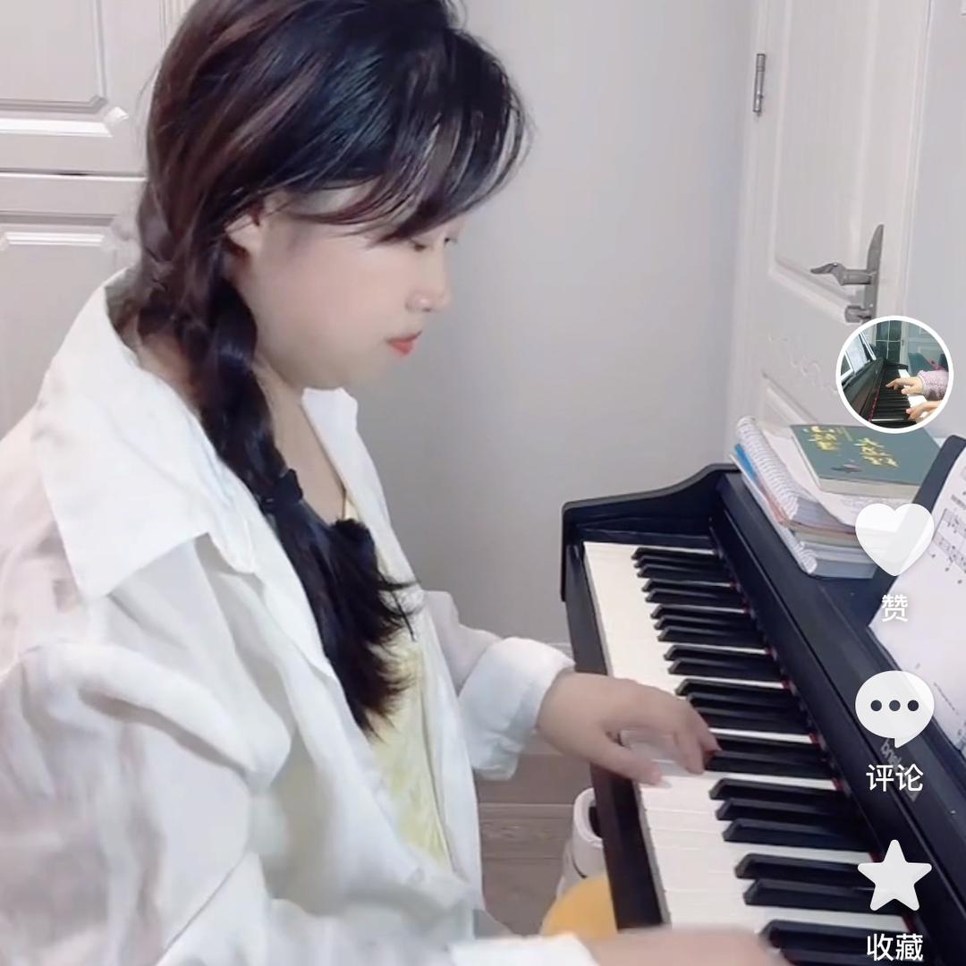 沐小畔