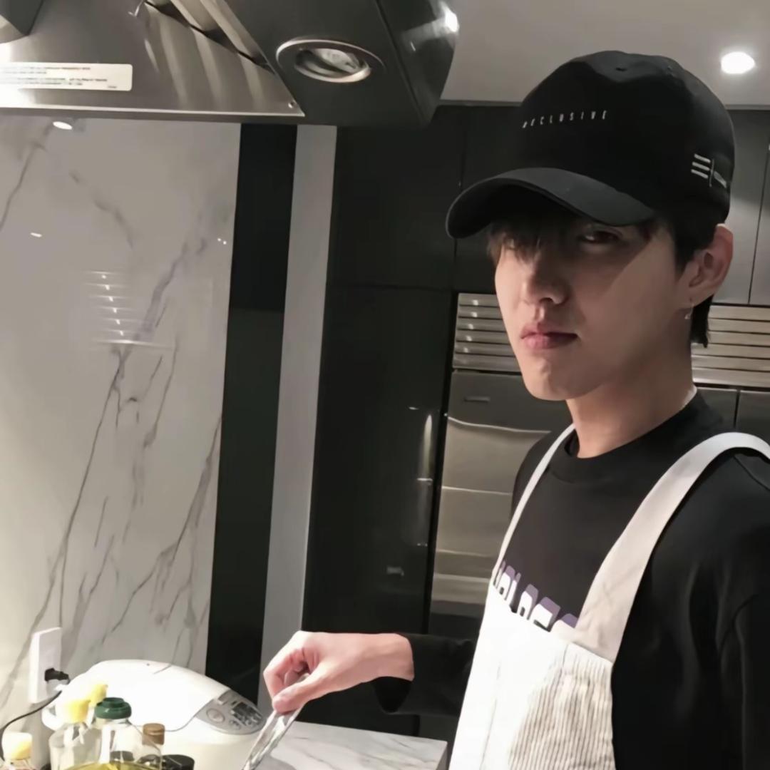 活的像个套用完就被扔