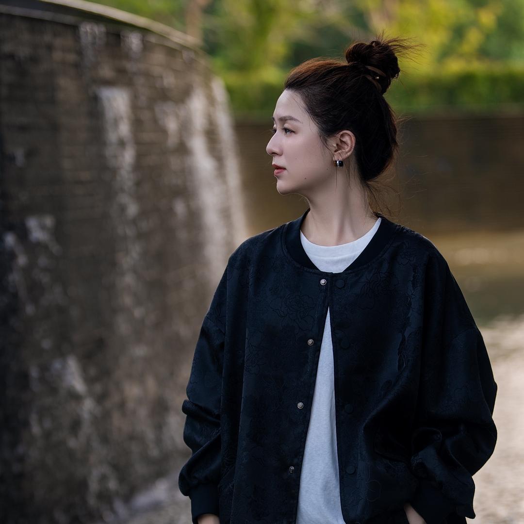 尤加莉(穿搭分享)