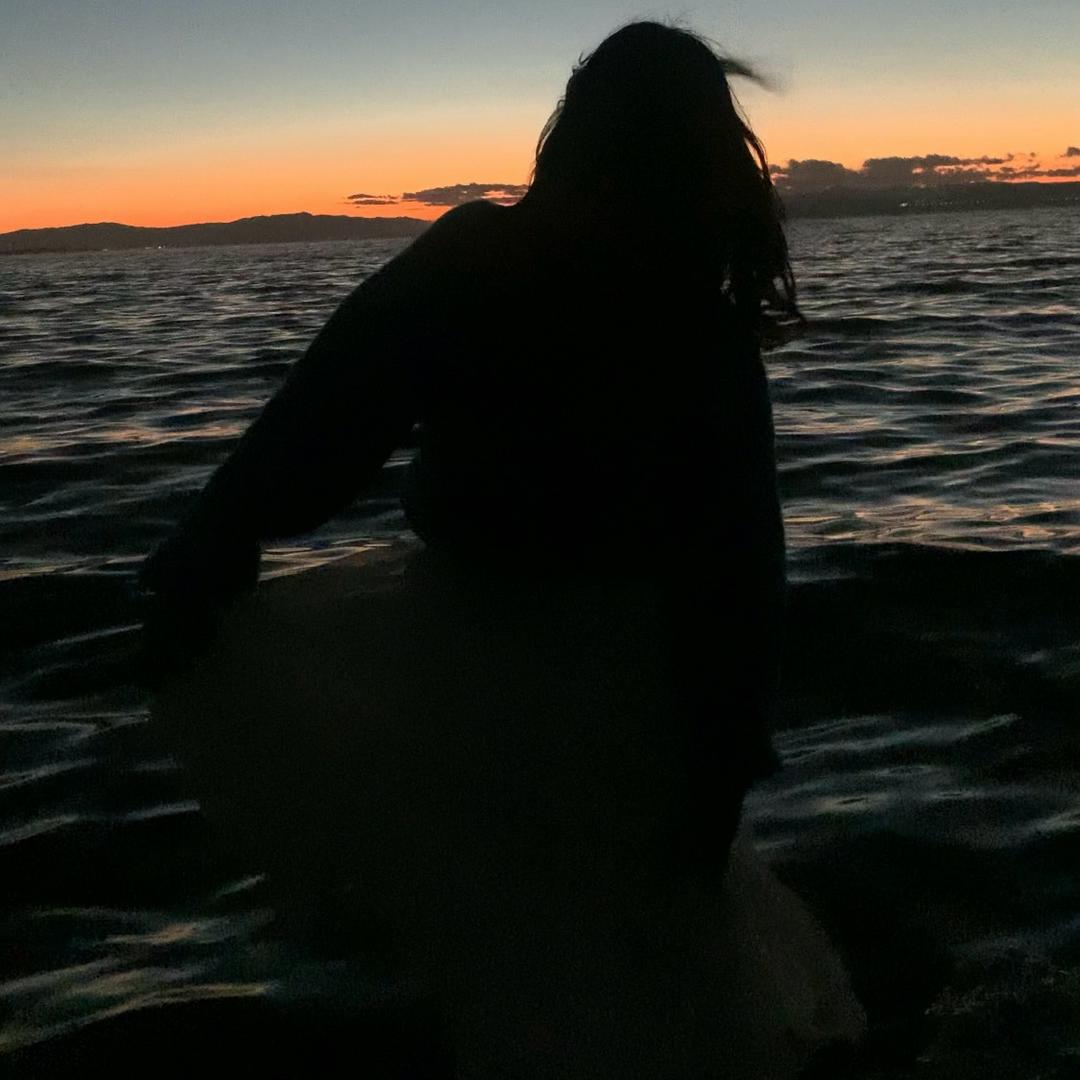 她 ͜ ✿