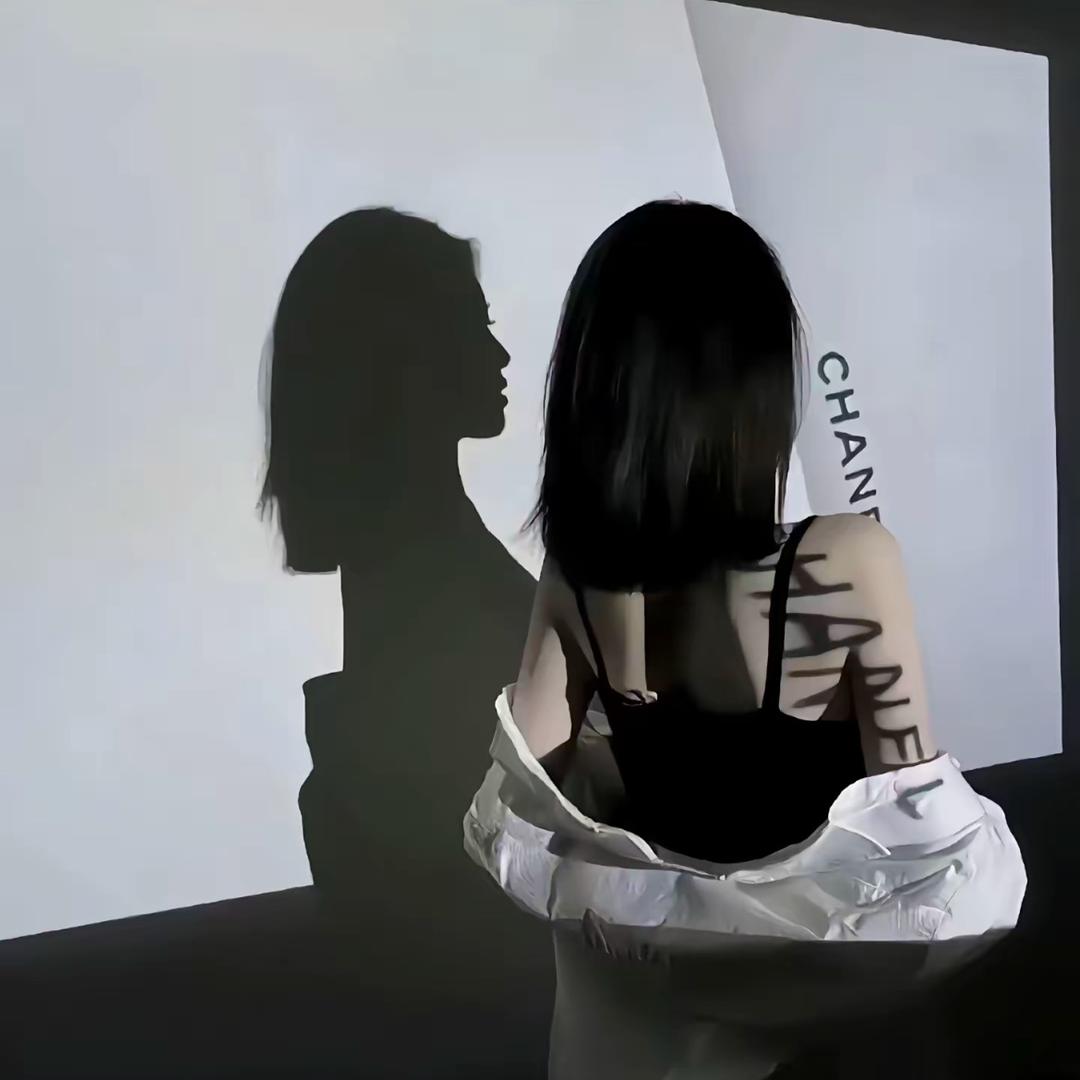 吃个鸭耶耶