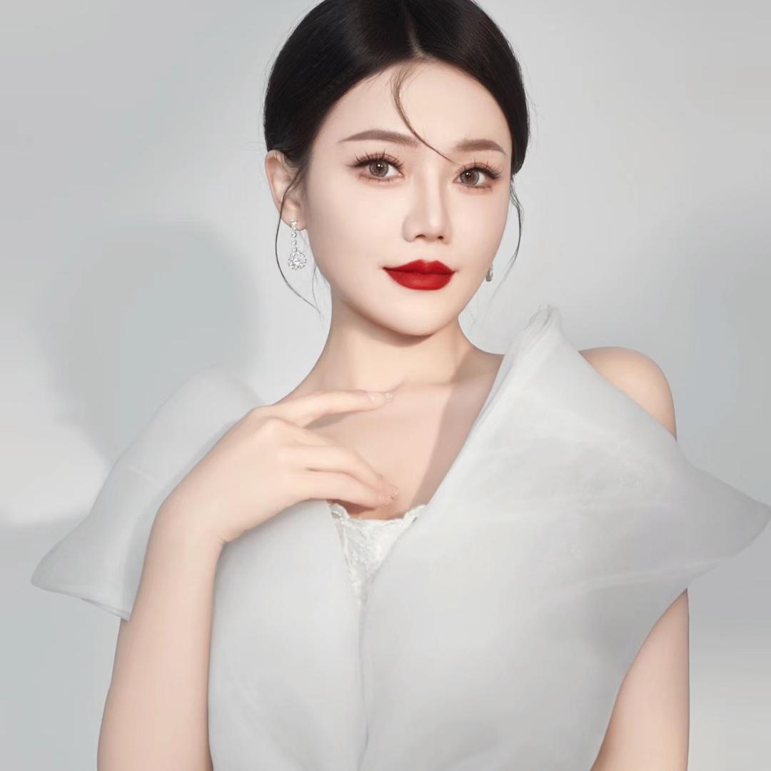 铁锤（内蒙搞笑女）