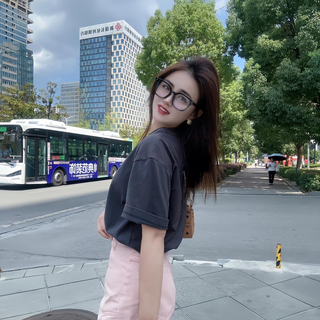 玖小麦服装店