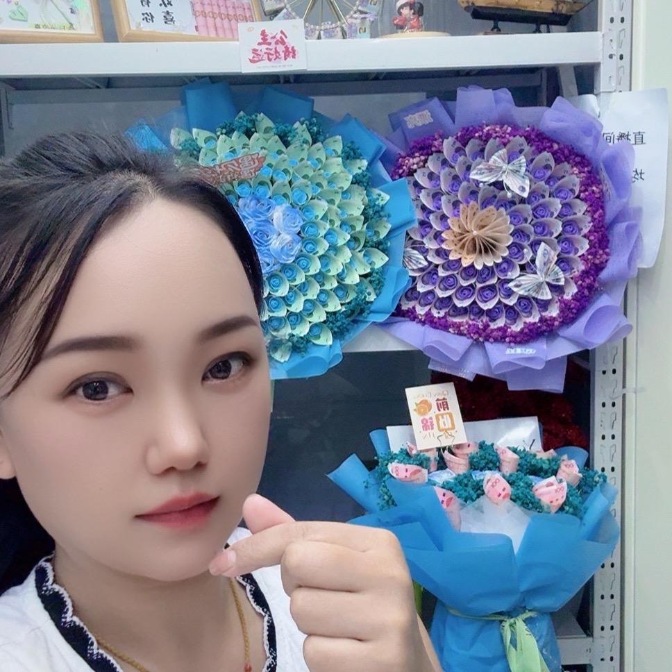 丽姐制作浪漫花礼