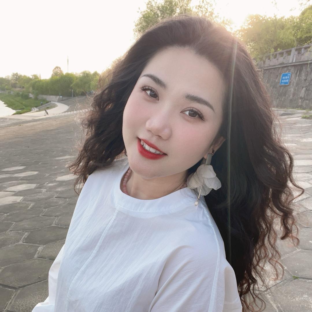 清江路卖手机的玲玲儿