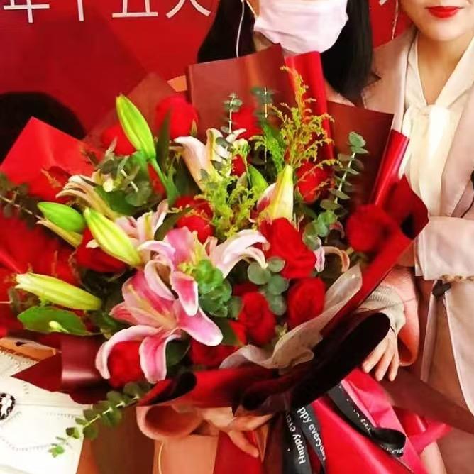 俗的无味雅的轻狂🌈🌈