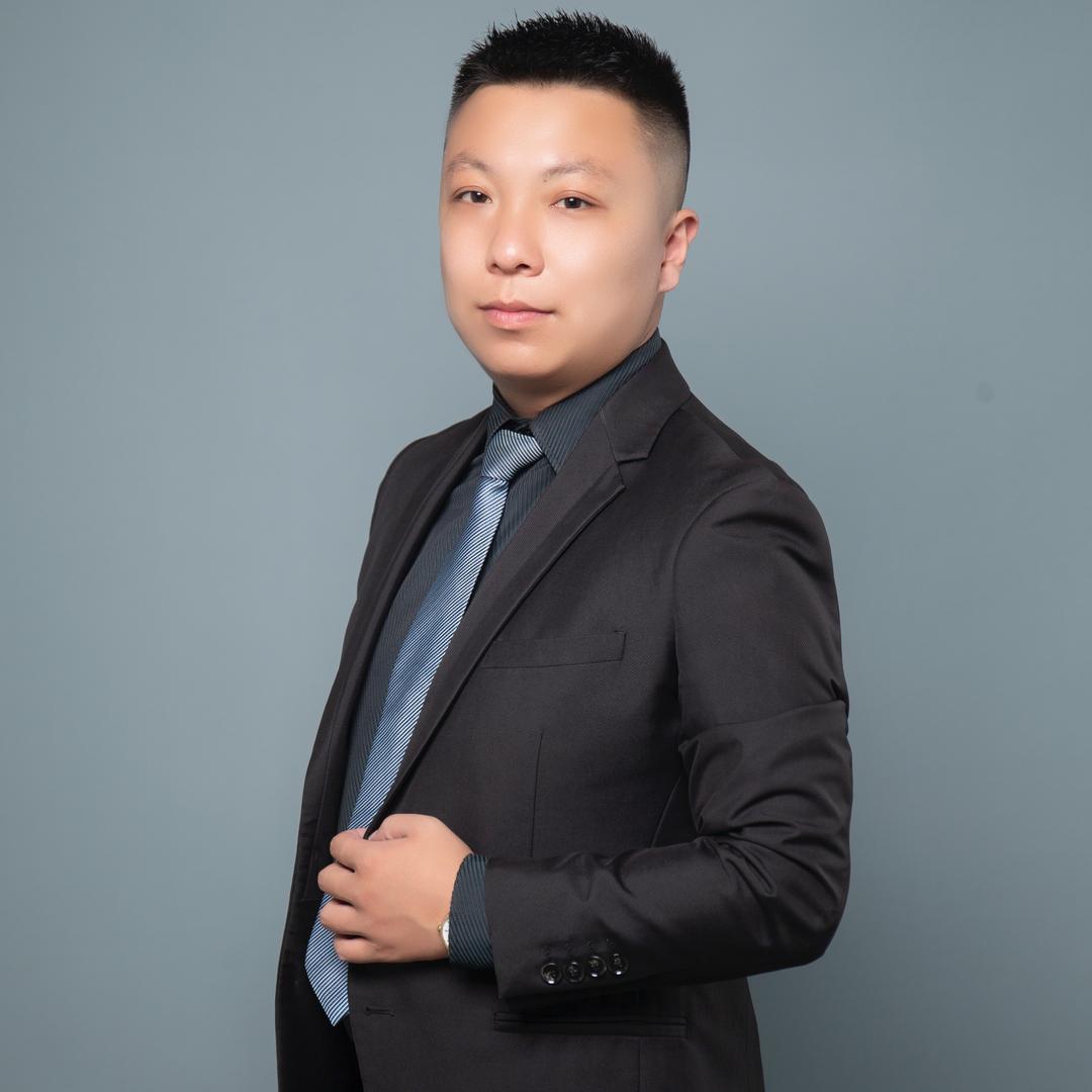 龙哥商业论