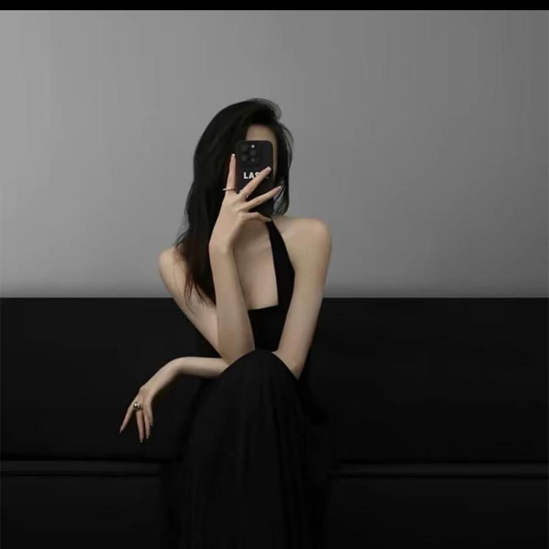 YY。