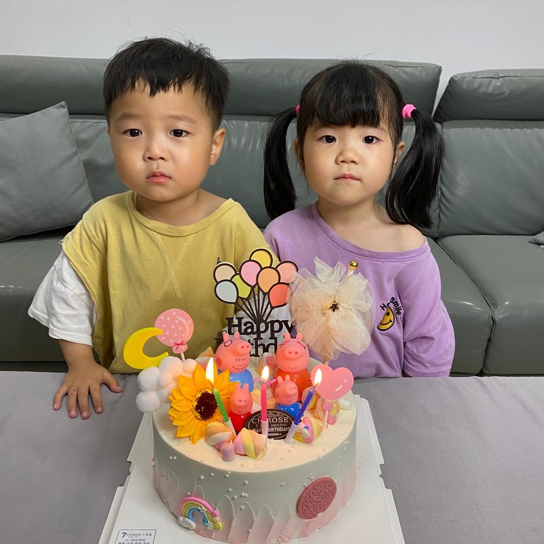 两只小可爱@抖音