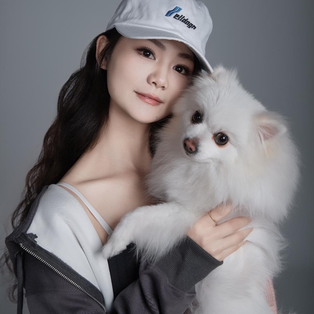 爱跳舞的小乖