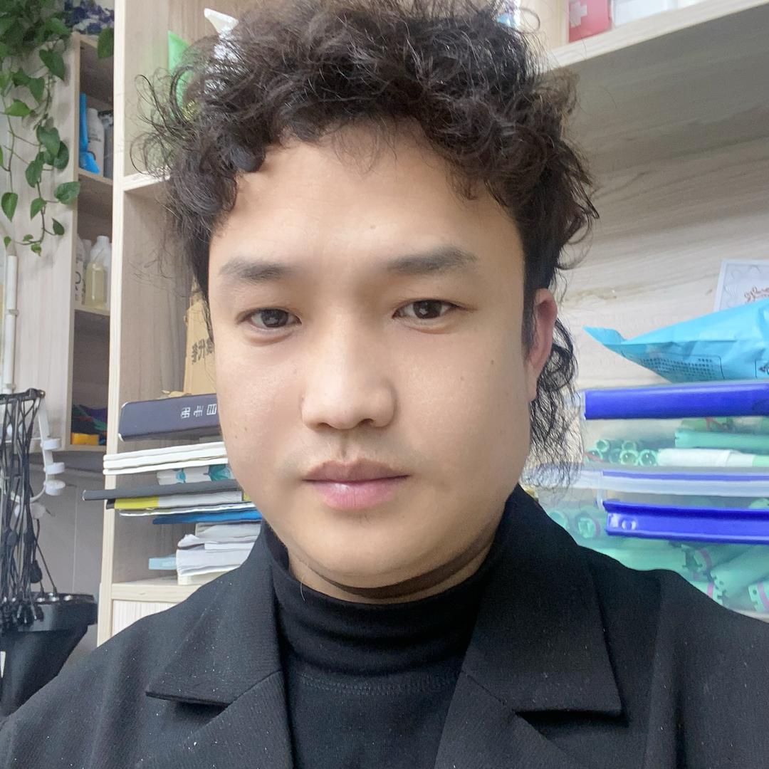 怀化蓝钻新科学烫发设计阿军