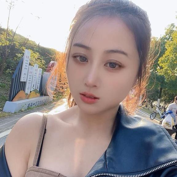 七七爱吃🥩