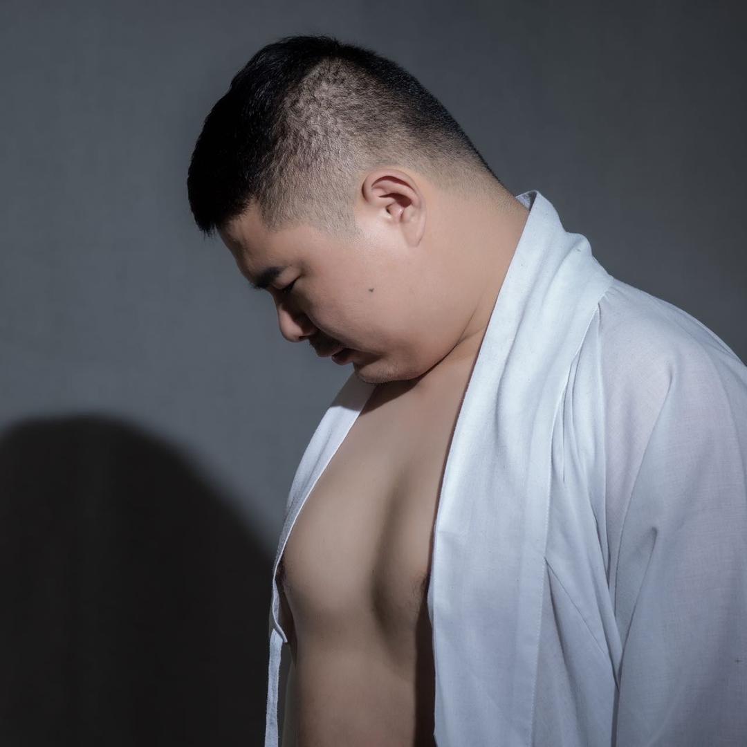 之昂张蜀黍