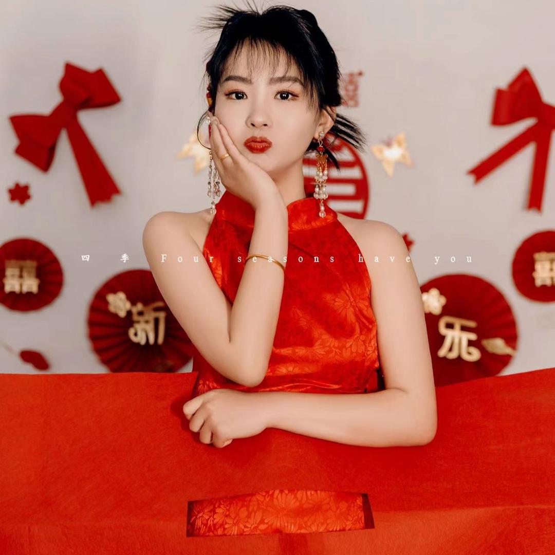 迪啦啦💕蔓蔓串串香