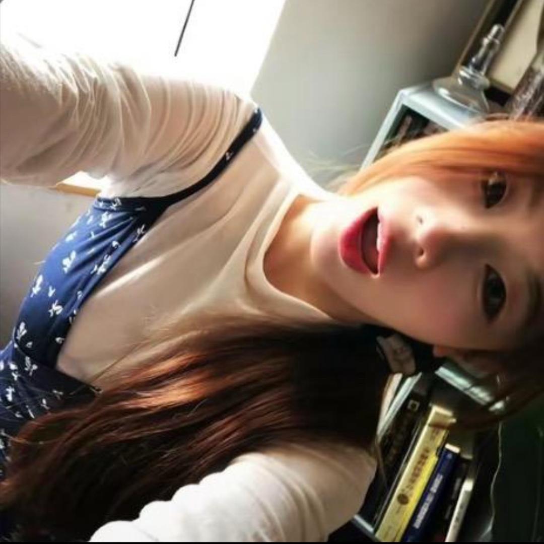 XuUue^