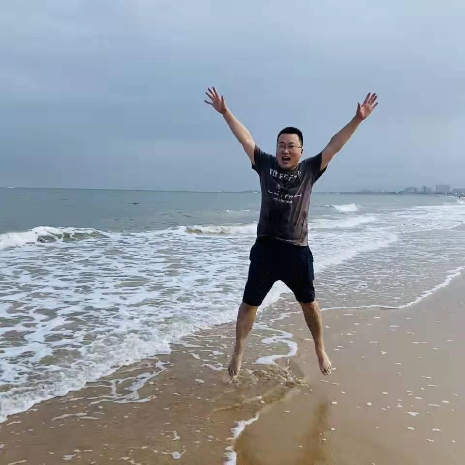 强哥故事圈