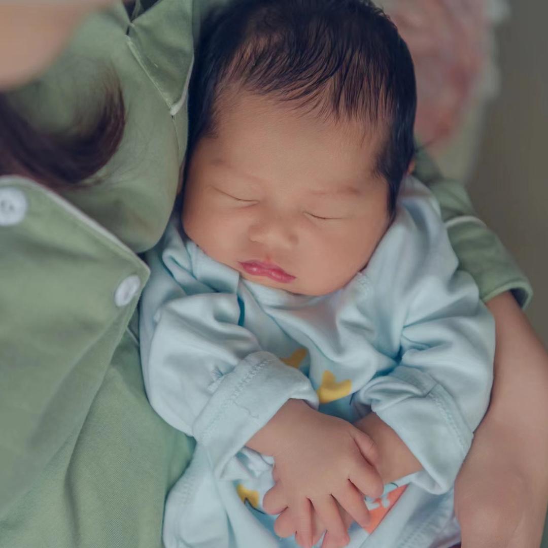 舒舒妈妈（减脂塑形版，坚持日更）