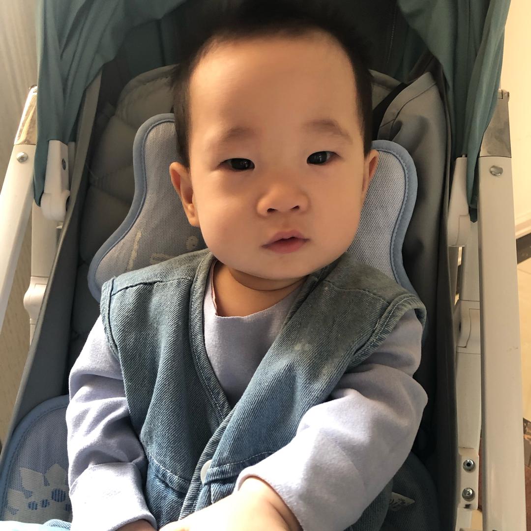 霖霖小宝贝