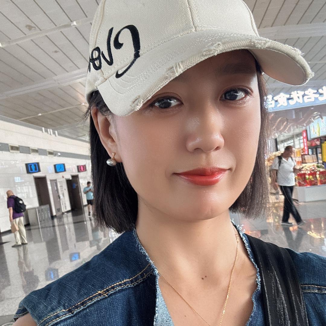 小一安童鞋批发石老板