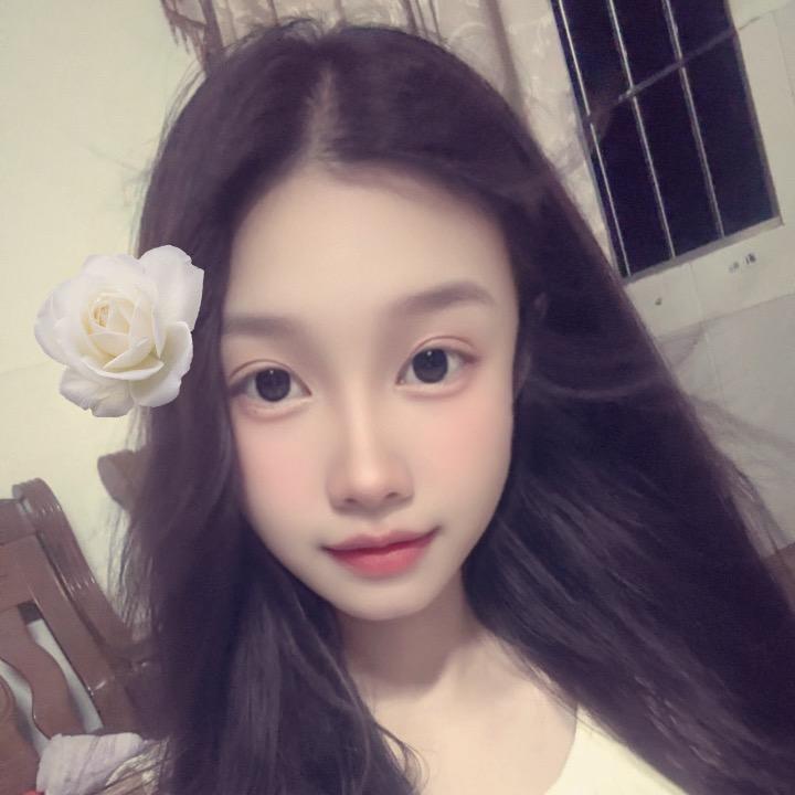 小西西🖤
