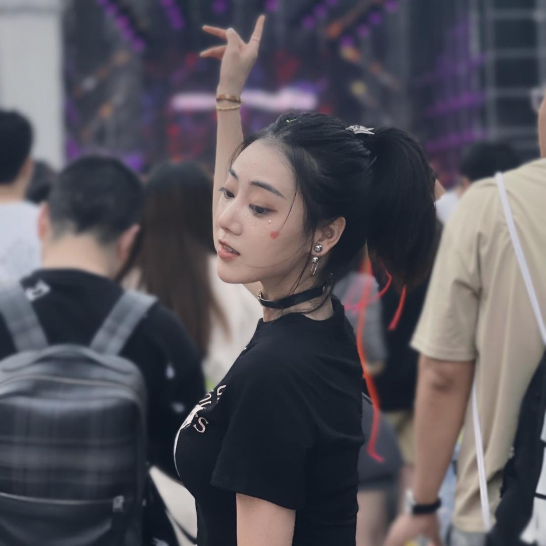 刘巾琦