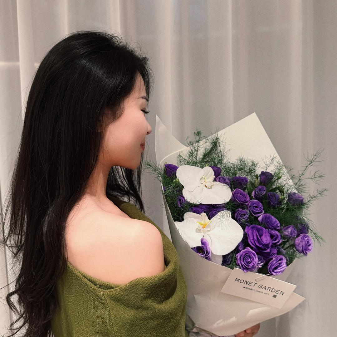 👧🏻 ¹⁹⁹⁸