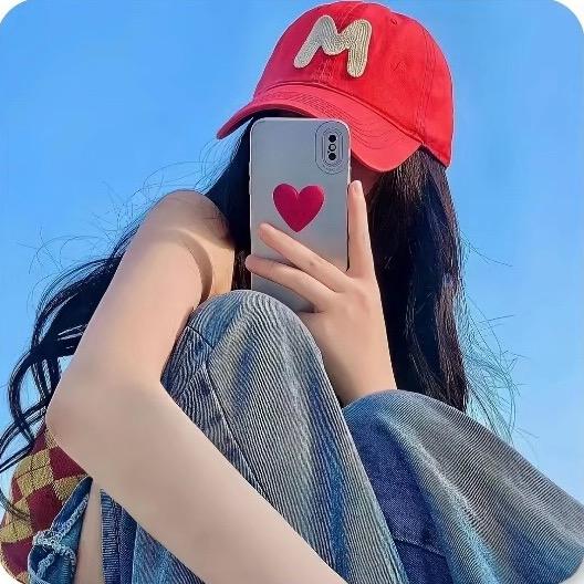 এ᭄ꦿ꯭卑微的爱情 ꧔ꦿ💔